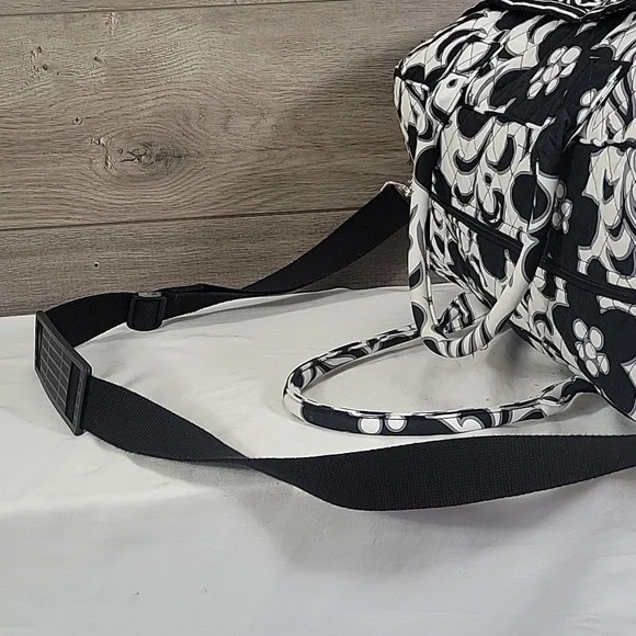 Vera Bradley Day & Night Black & White Quilted Floral Travel Tote Bag - Picture 4 of 12